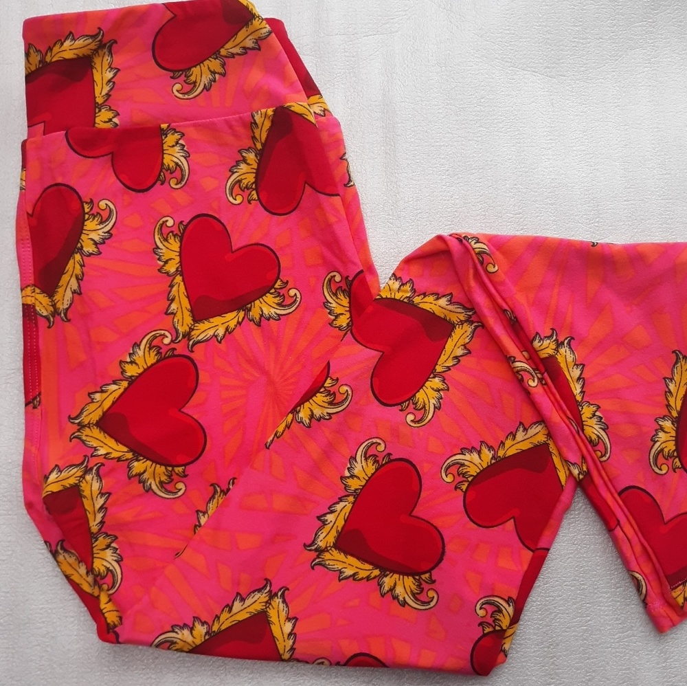 Leggings OS Valentine's love hearts brand new